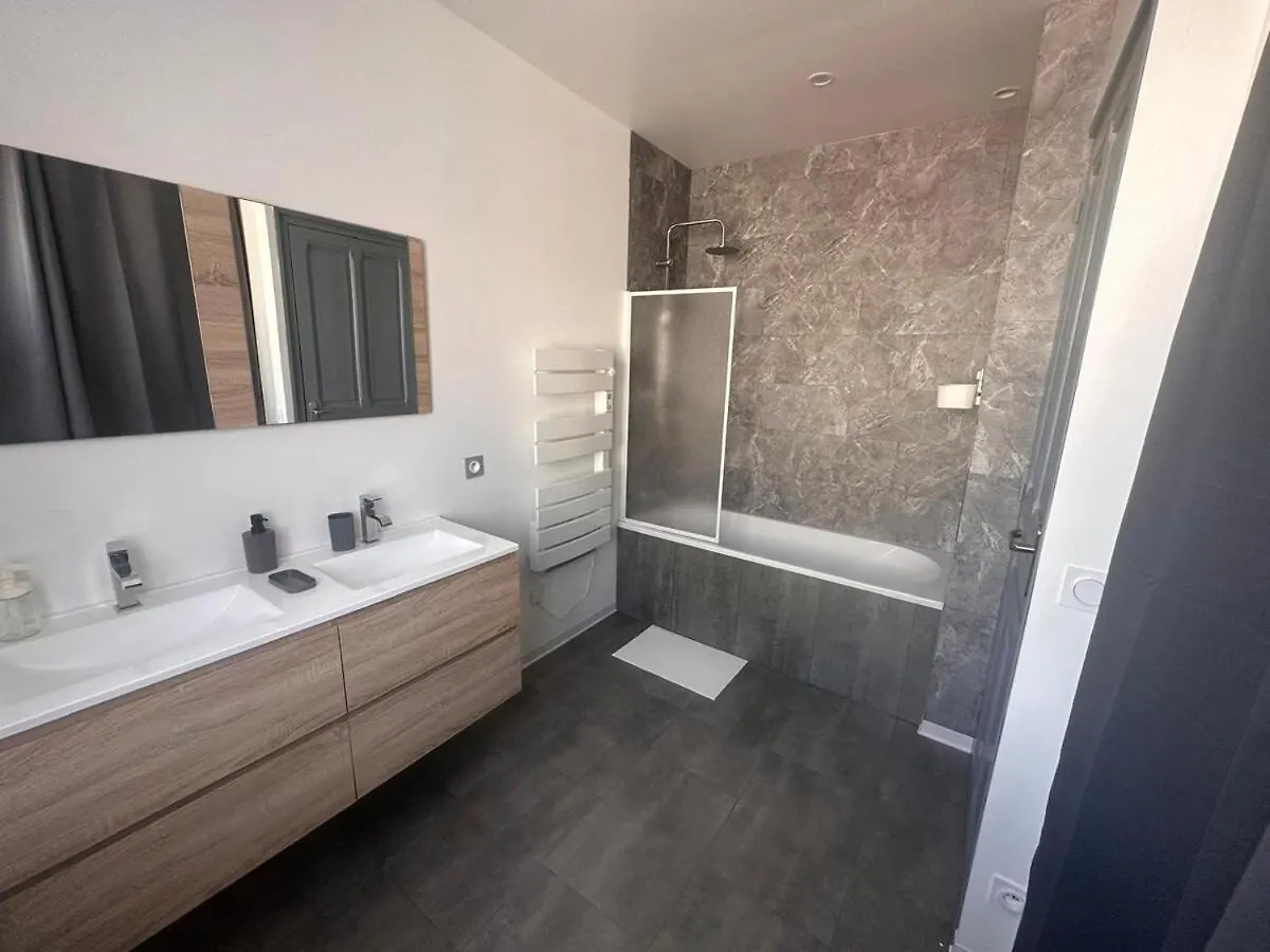 Aquero Lourdes T4 Appartement 0*,  Frankrijk