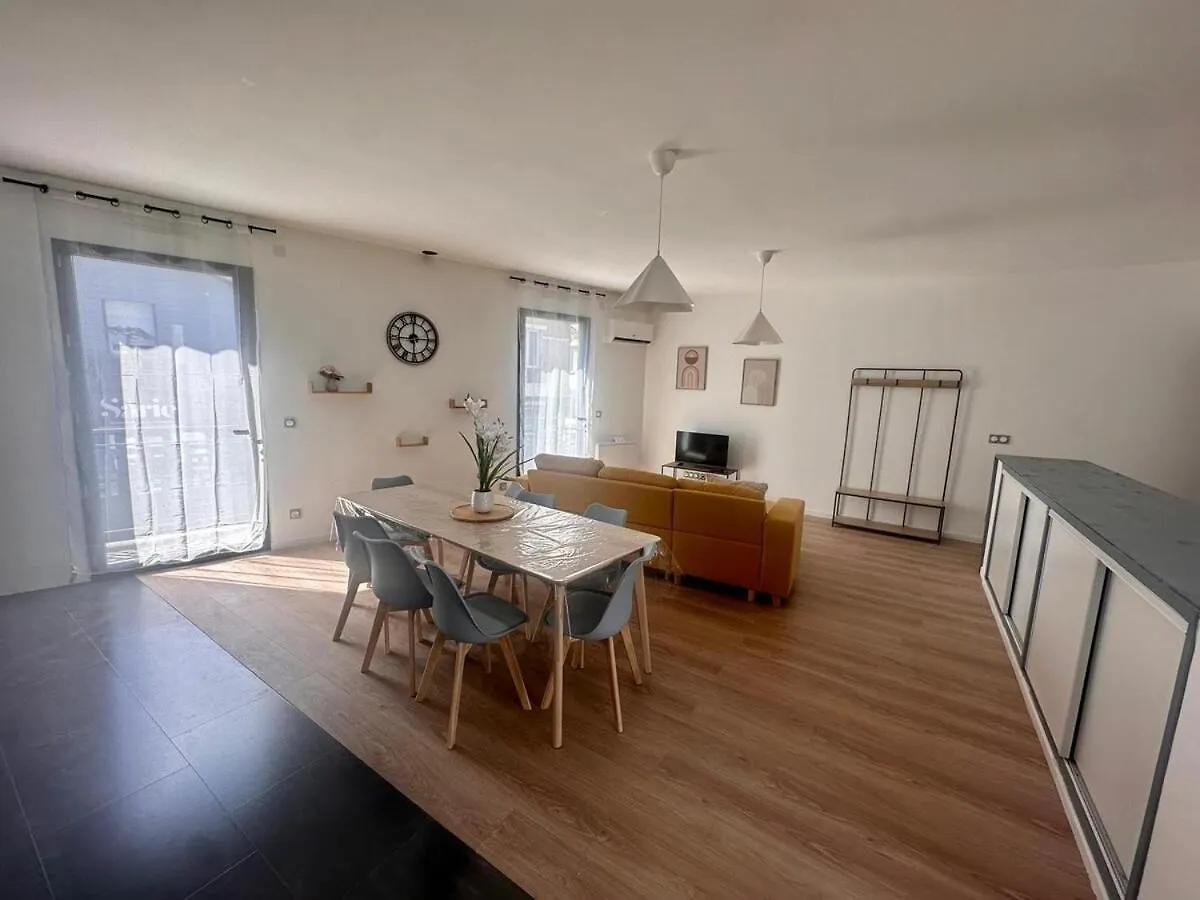 Aquero Lourdes T4 Appartement