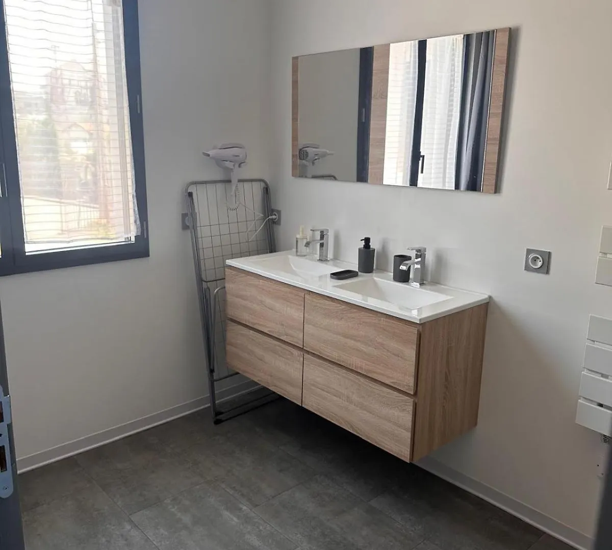 Aquero Lourdes T4 Appartement 0*,